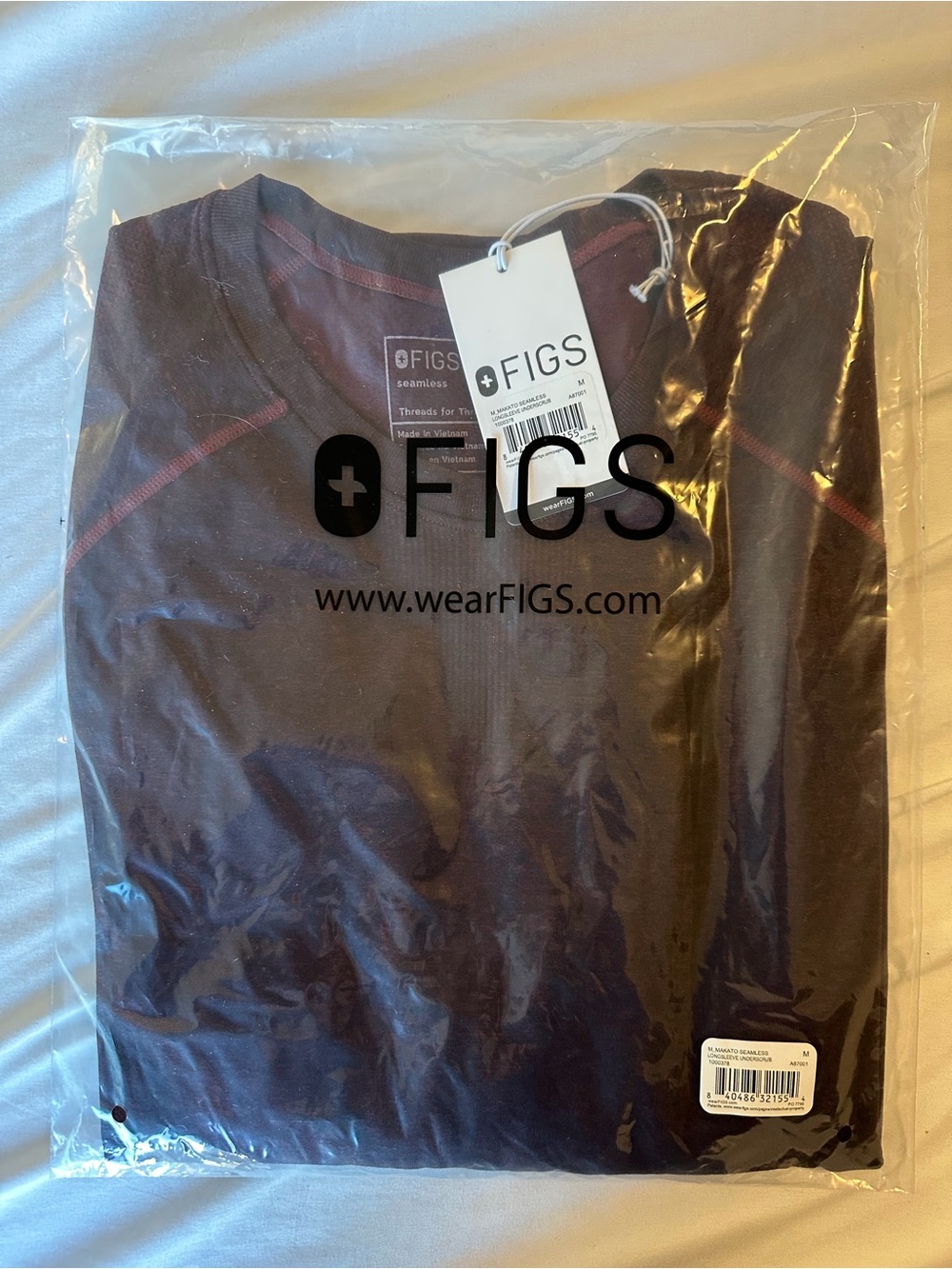 NWT FIGS Makato Seamless Longsleeve Underscrub Size M / Dark Brown